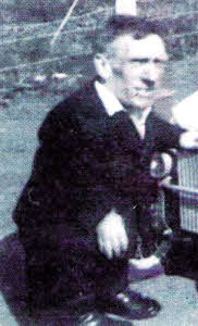 Davy Jones, a well-known Lisburn celebrity, who measured only 24 inches in height in adulthood.
	