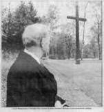 James Molyneaux beside Cross at Belsen