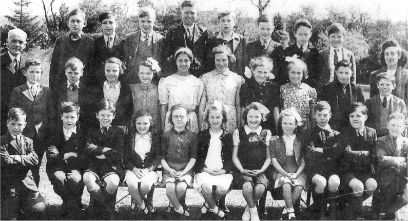 Carr Primary School photo from 1947/1948.