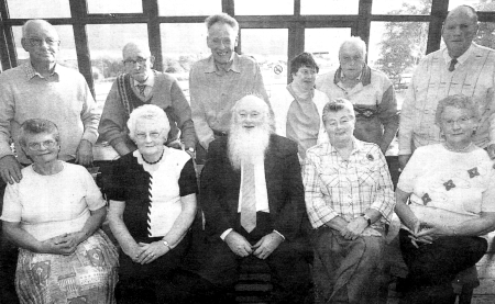 The Rollins family reunion at Gowdys Inn at the racecourse, Including Sam Rollins (front centre) who came over from New Zealand US2707-404PM Pic by Paul Murphy