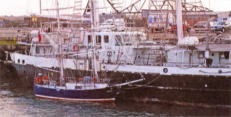 'Lord Nelson' with 'Bob Allen' alongside.