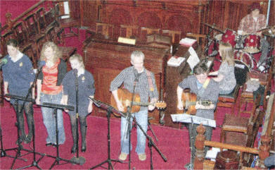 First Lisburn Presbyterian Church praise band