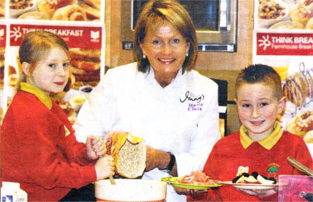 Jenny Bristow cooking a delicious menu featuring the very best produce from the country including sausages, bacon, breads and porridge. Giving a helping hand are Sophie Allsopp (P5) and Ross Bell (P6).