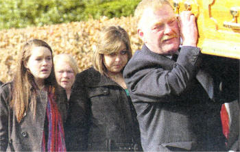 Daughters Jennine and Jessica with Jennifer's brother Thomas Agnew. Pic by Colm Lenaghian. Pacemaker