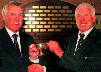 Leslie Bracken, President -Lisburn RFC, and John Beattie, Vice-President -Dungannon RFC, with the Lisgannon Cup currently held by Lisburn Rugby Club. Photo by Tom Porter Photography-