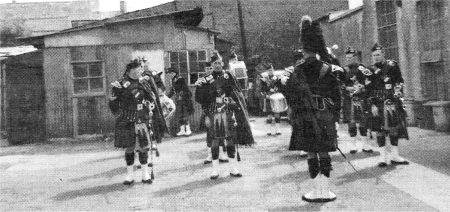 Lisburn Pipe Band in Graham Gardens.