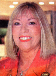 LORRAINE Hayes 