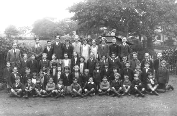 Ravarnette School Children early 1930s