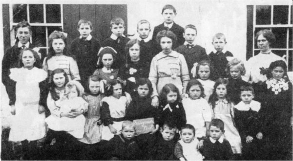 Derrymore School early 1900's
