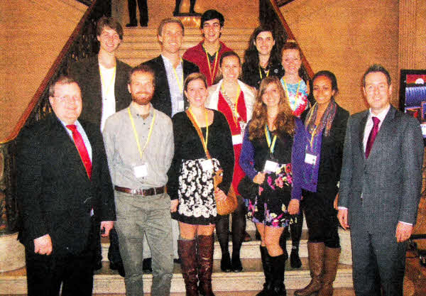 Lagan Valley DUP Assembly Members Paul Givan and Jonathan Craig have welcomed a group of students from the USA to Parliament Buildings, Stormont.